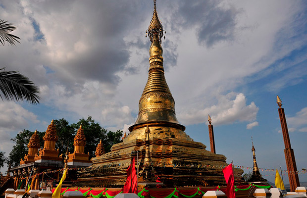 Phnom Yat Pagoda in Cambodia