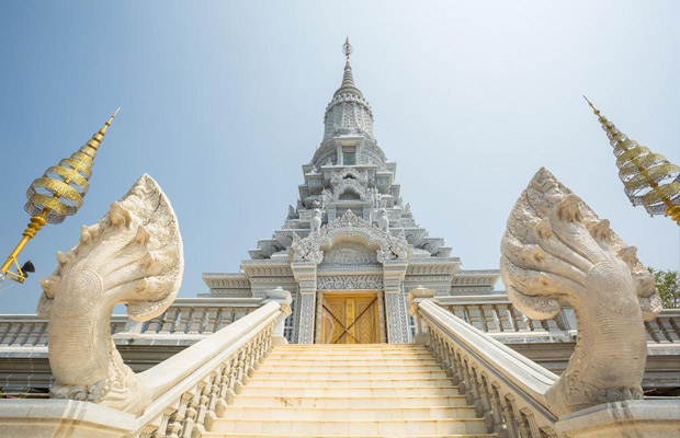 Phreah Reach Traop Mountain (Oudong Mountain) in Cambodia