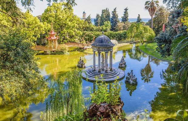 Villa Durazzo-Pallavicini in Italy