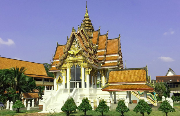 Wat Hat Yai Nai in Thailand