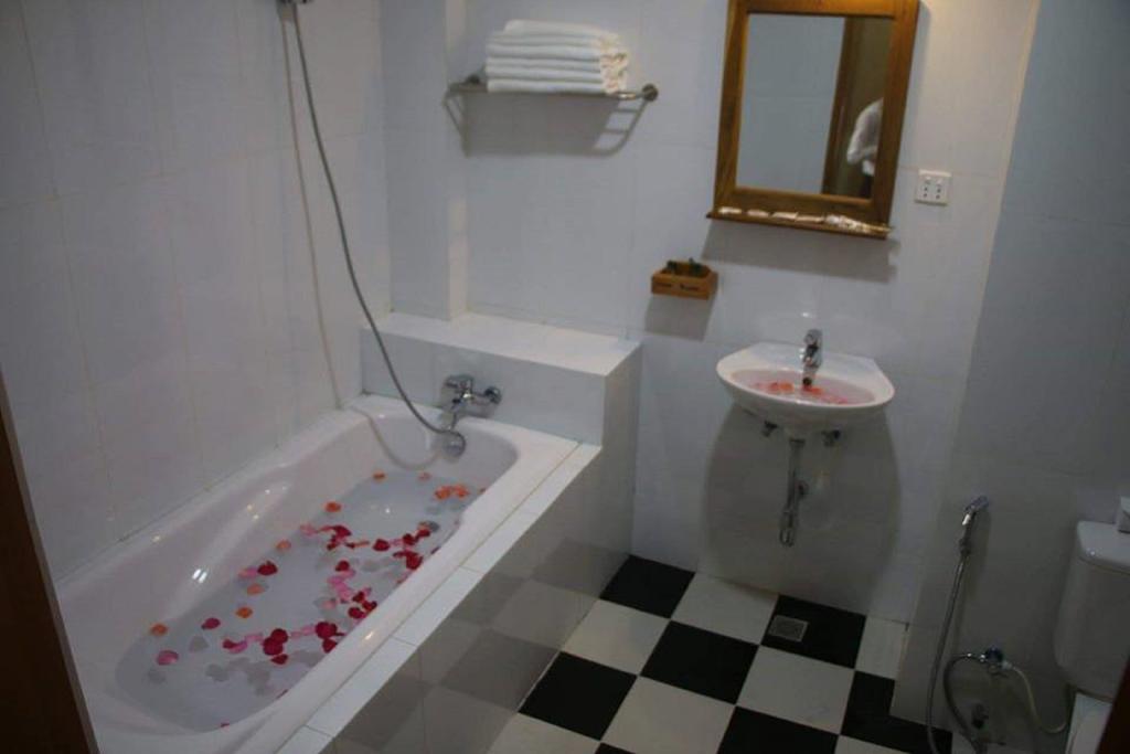 The Pegu Lodge