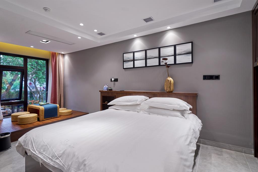 Hangzhou West Lake Lake YI Tong Intelligent Homestay
