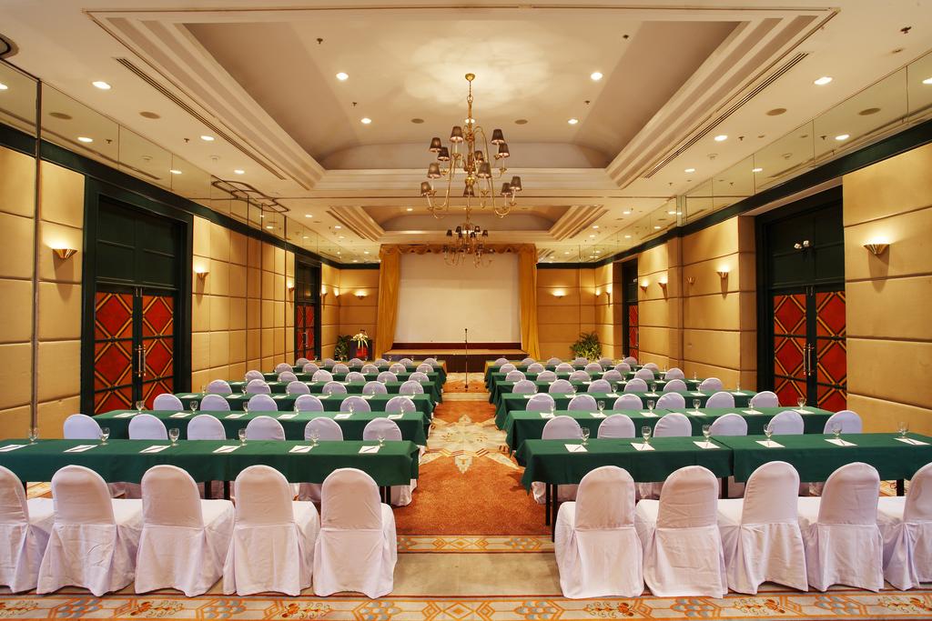 Centara Hotel Hat Yai