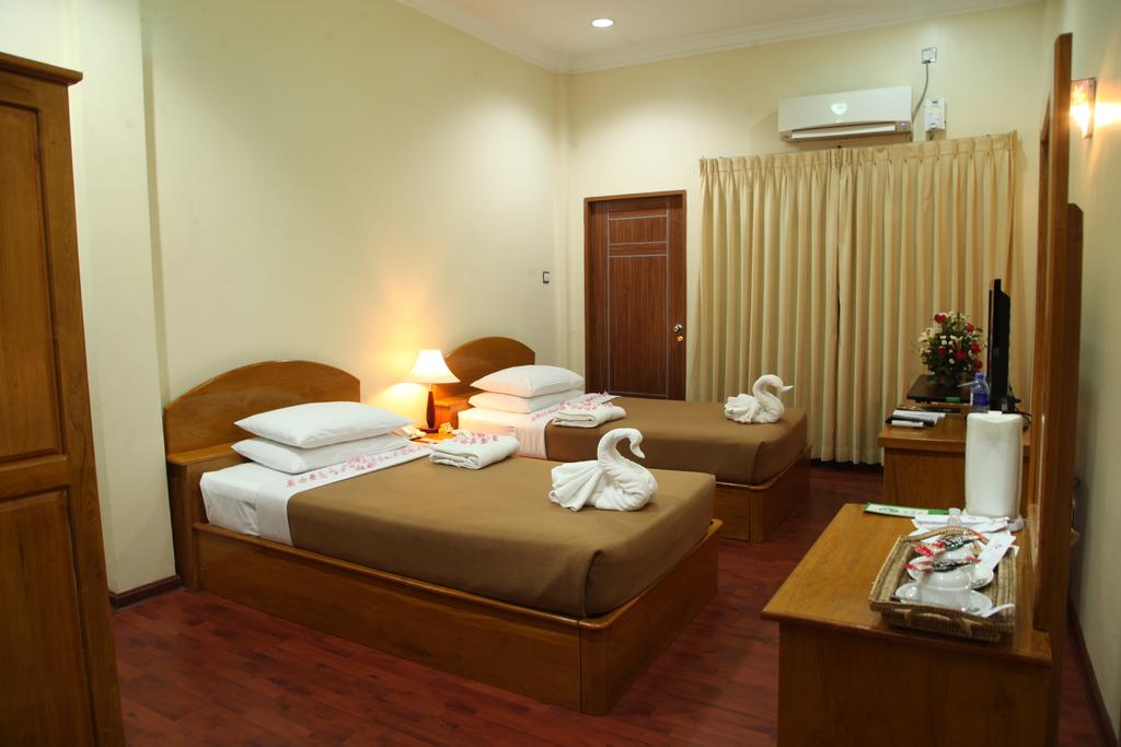 Mingalar Thiri Hotel