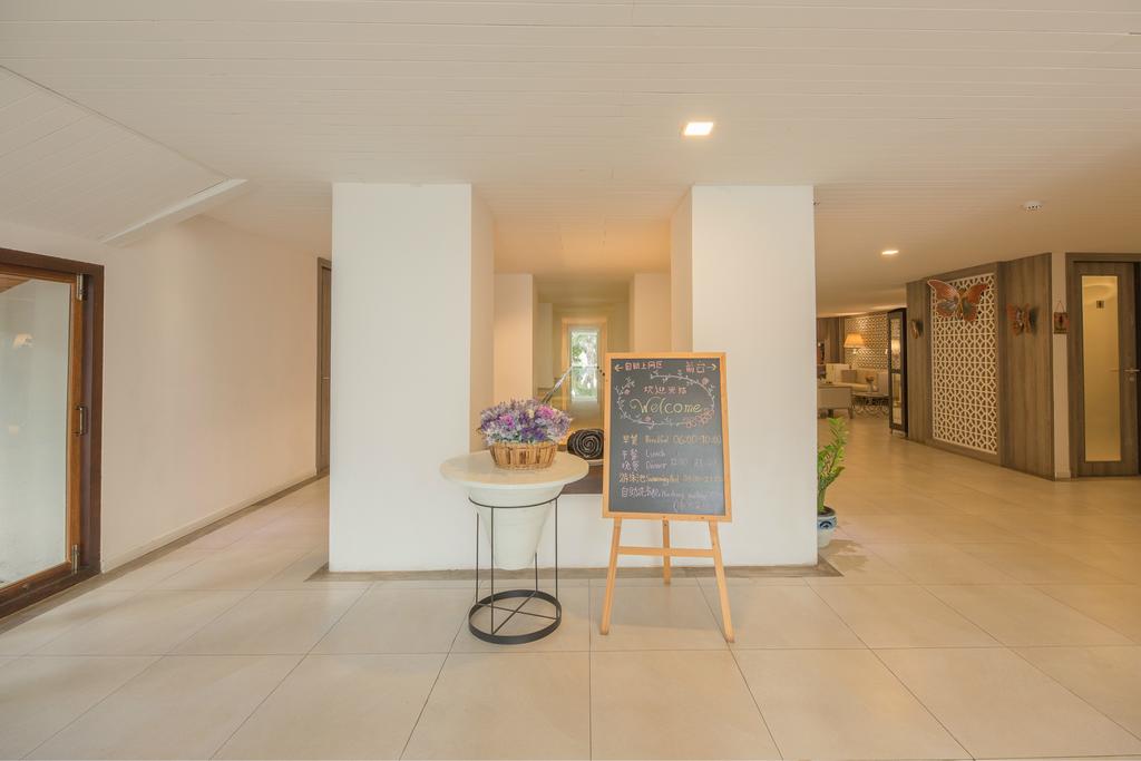 Riverside Floral Inn