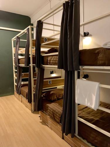 You Empire Hostel & Bar