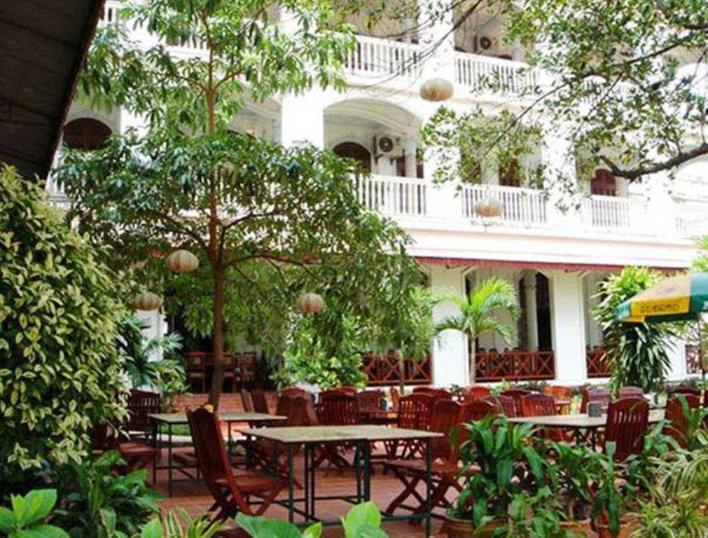 Champasak Palace Hotel