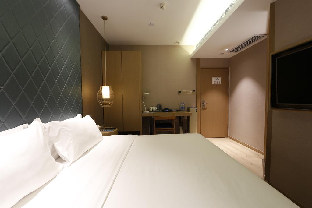 Ibis Styles XM Zhongshan Hotel