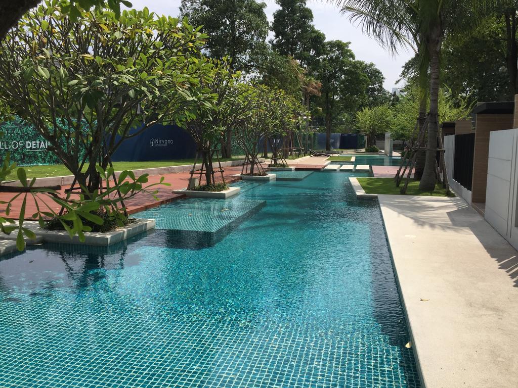 Baan Dhewaran Beachfront Villa