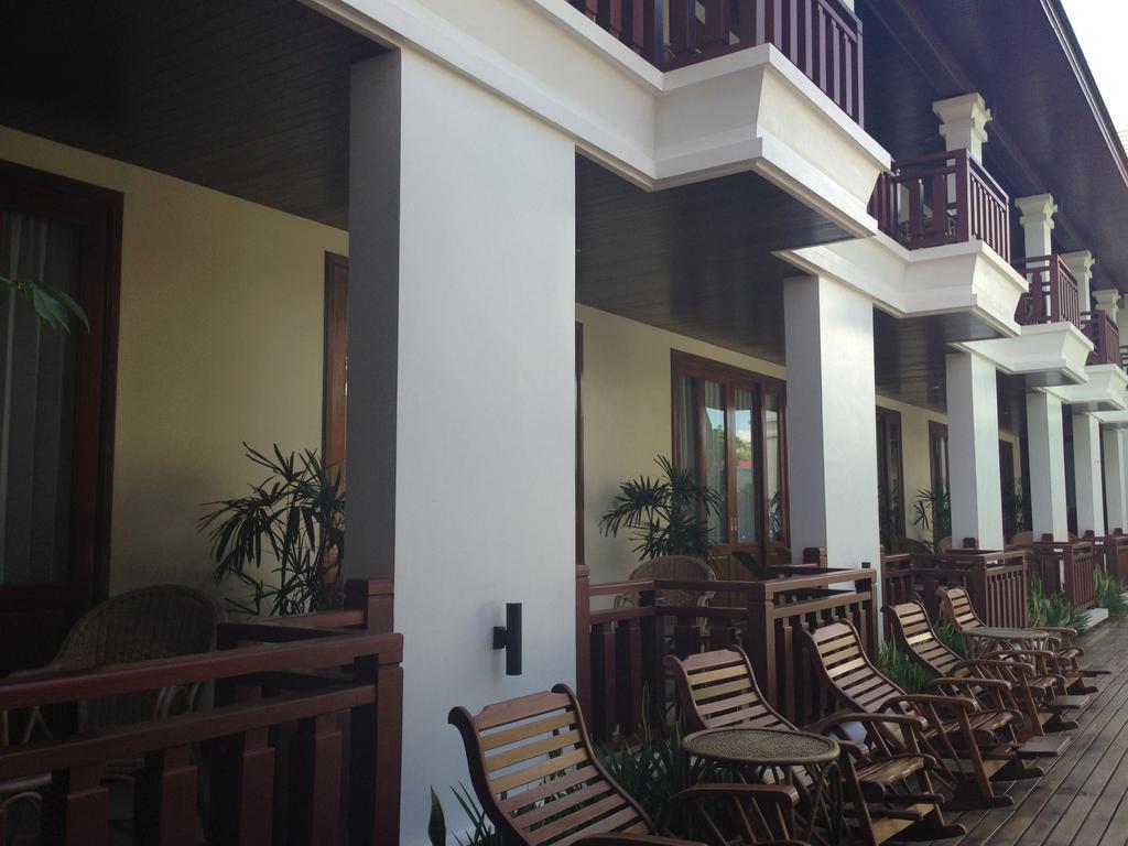 Athena Hotel