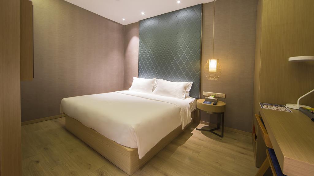 Ibis Styles XM Zhongshan Hotel