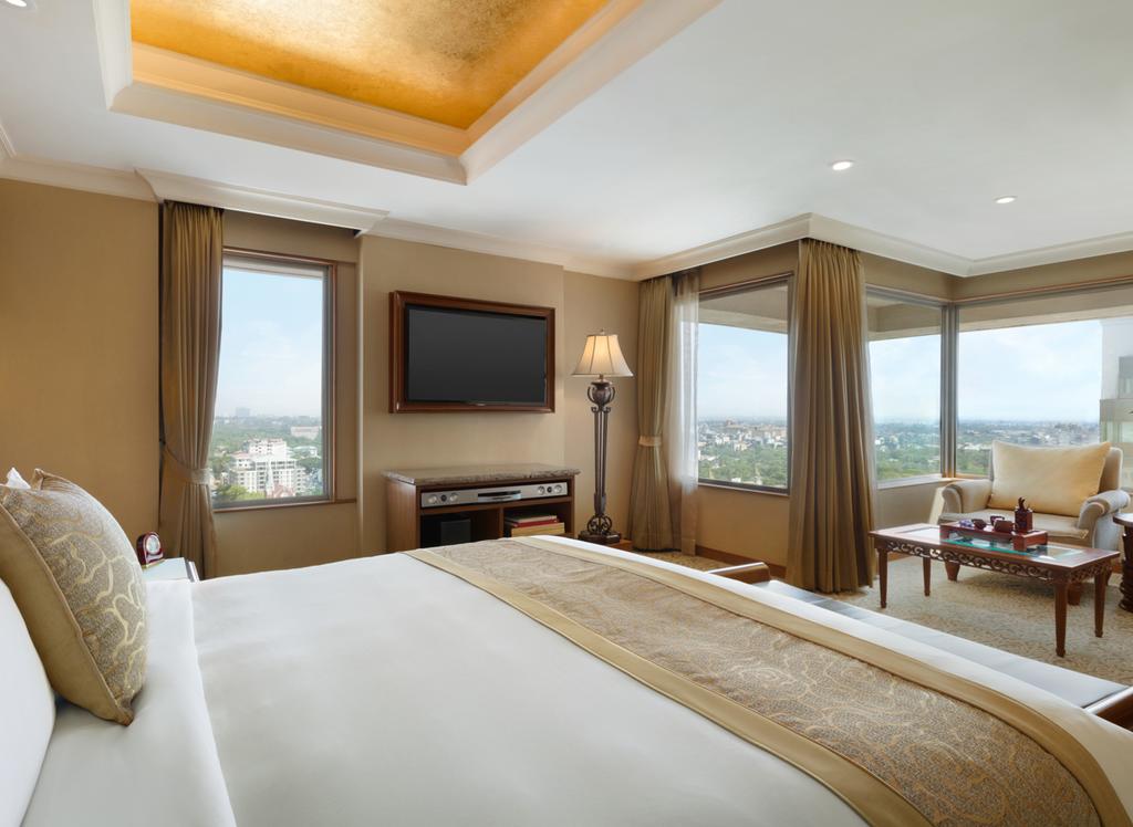 Sule Shangri-La Yangon