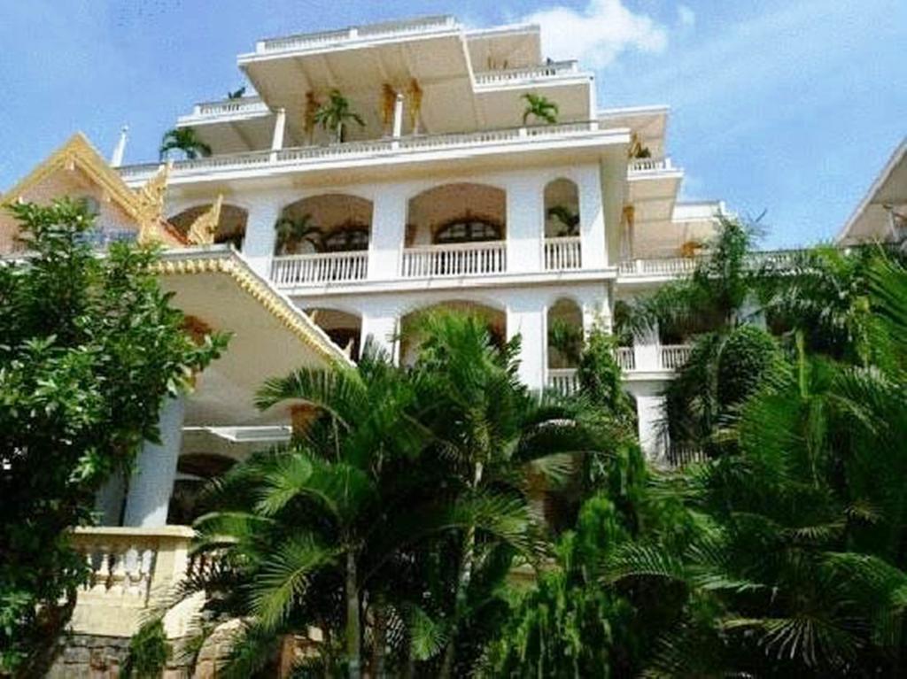 Champasak Palace Hotel