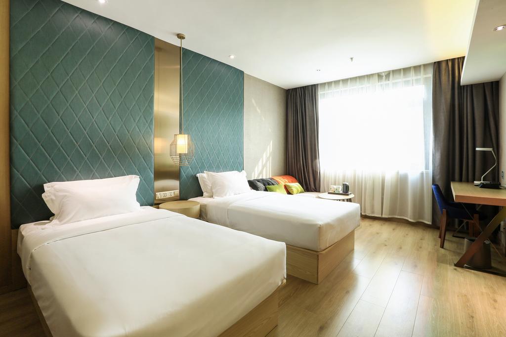 Ibis Styles XM Zhongshan Hotel