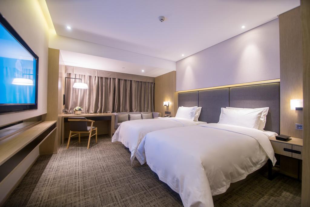 Jingzhuan Yihao Hotel