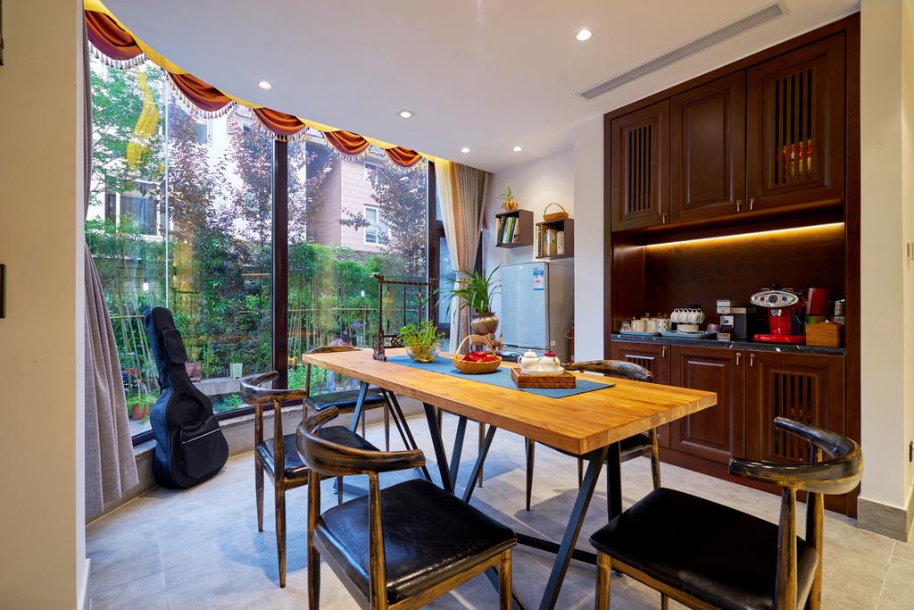 Hangzhou West Lake Lake YI Tong Intelligent Homestay