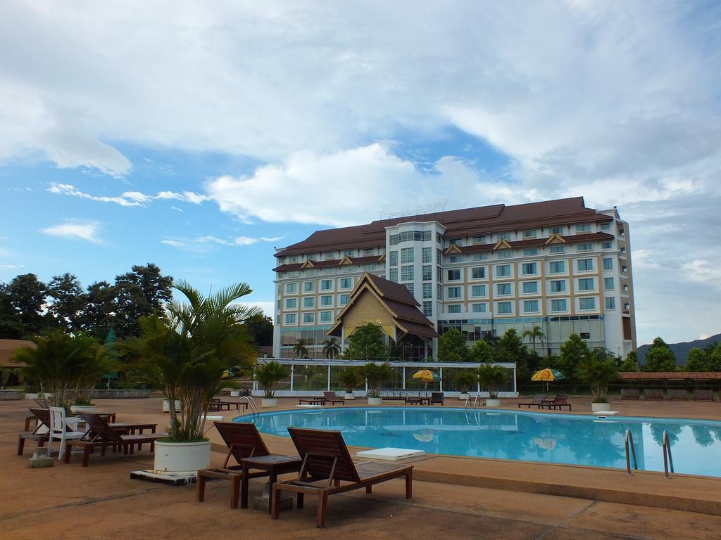 Arawan Riverside Hotel