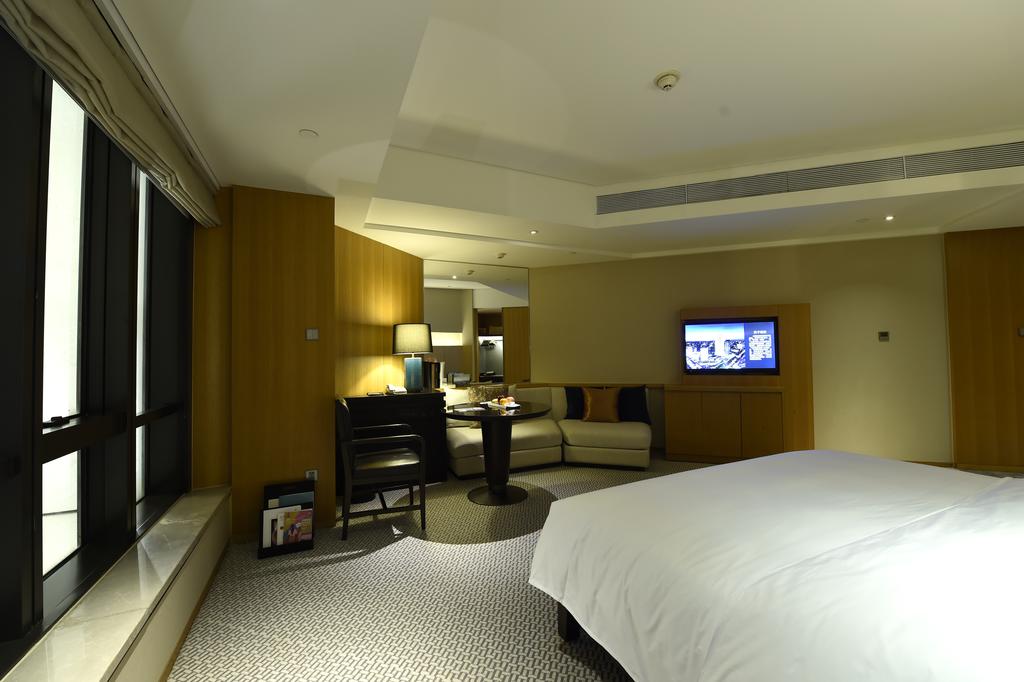 Jinling Hotel