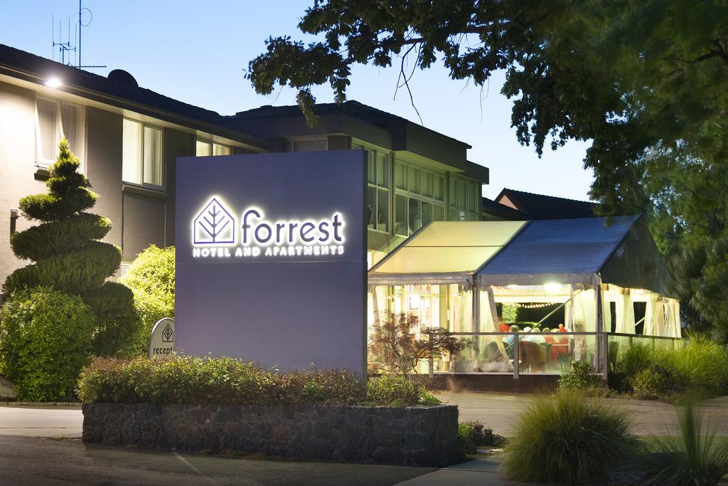 Forrest Hotel & Apartments