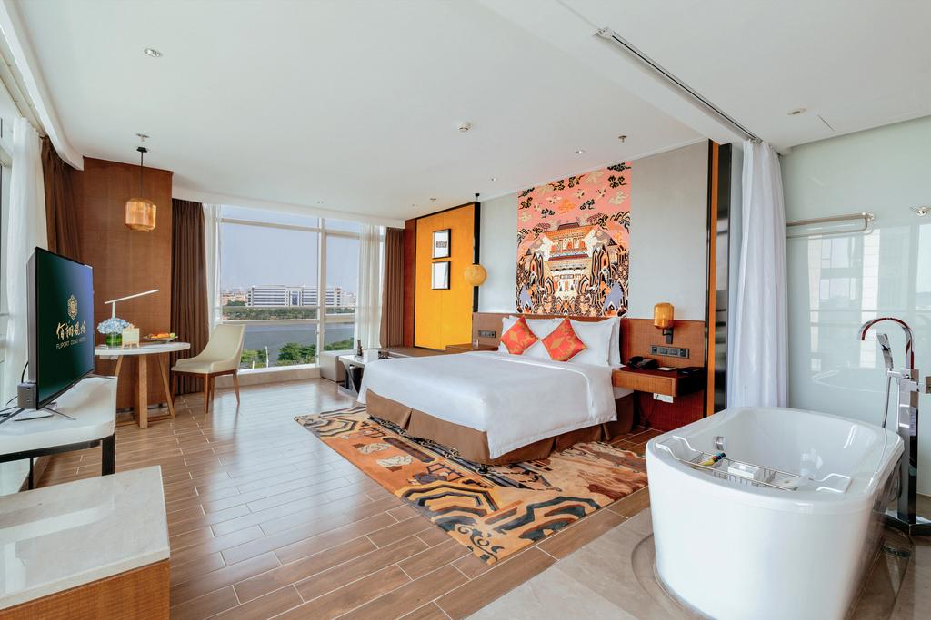 Hisilk Artwork Center Fliport Coso Hotel