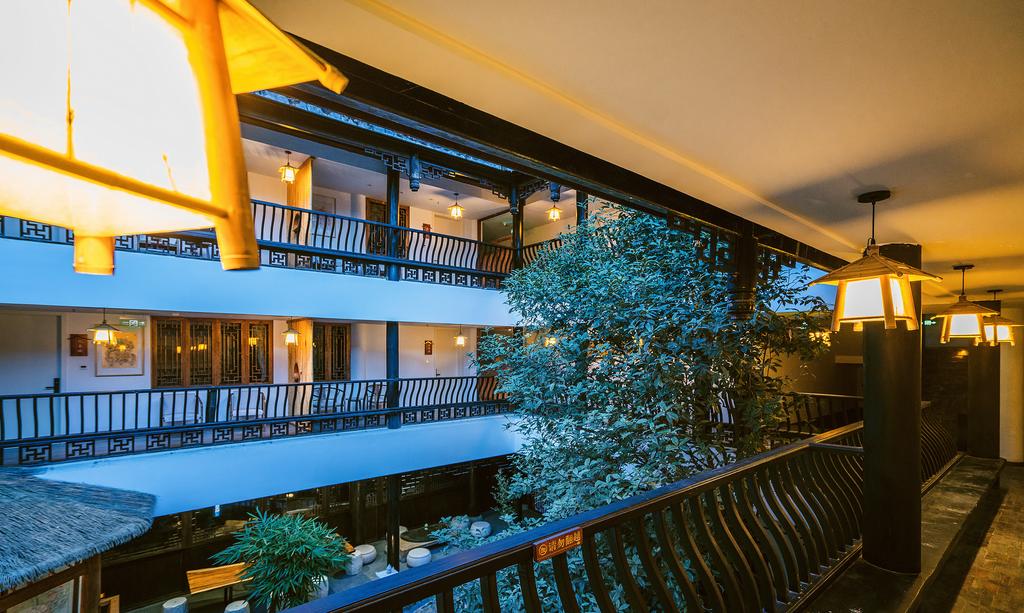 Chengdu ManYuan Hotel