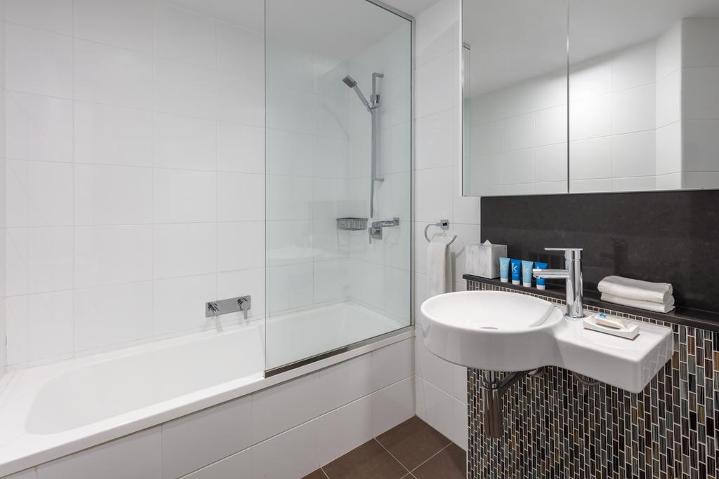 Meriton Suites Adelaide Street