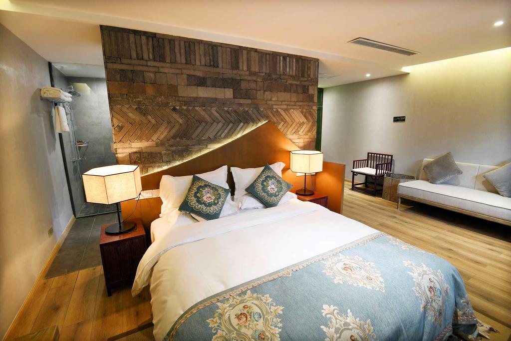 Chengdu ManYuan Hotel