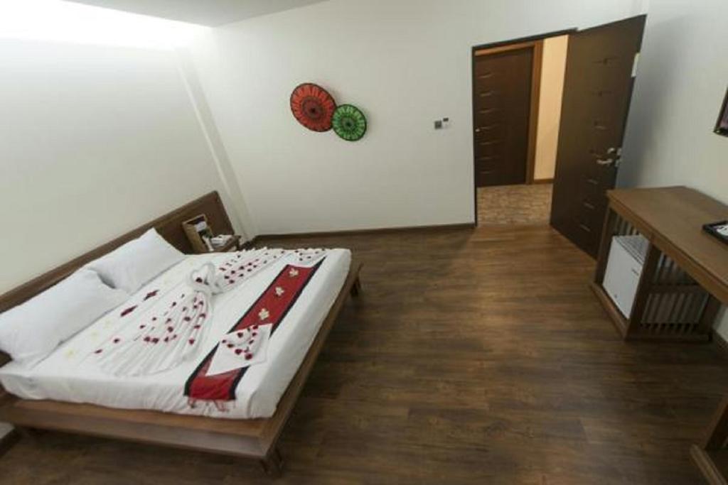 Hotel Queen Jamadevi