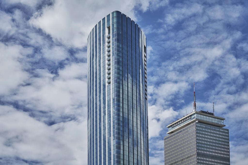 Four Seasons Hotel One Dalton Street, Boston