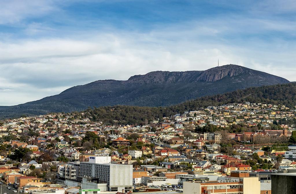 Crowne Plaza Hobart