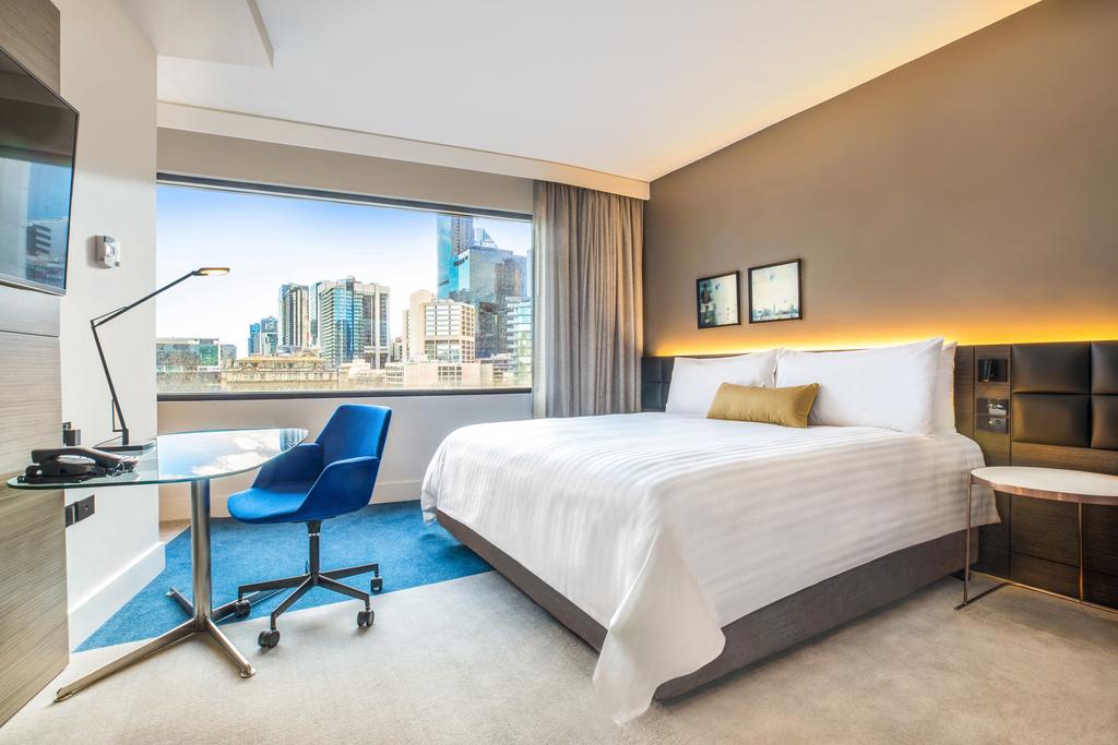 Crowne Plaza Melbourne