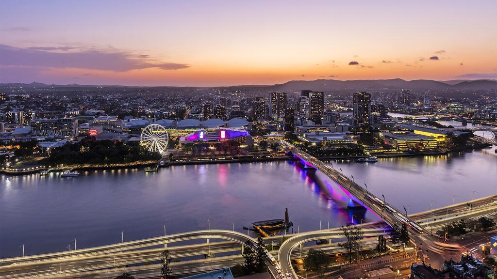 Oaks Brisbane Casino Tower Suites