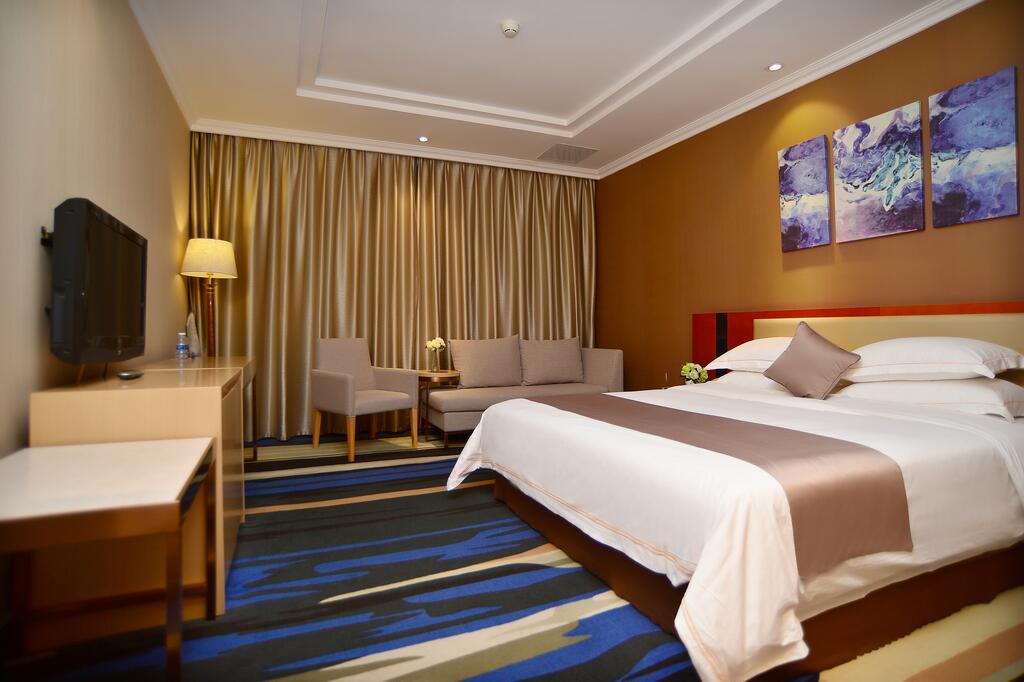 Shenzhen Kaili Hotel, Guomao Shopping Mall