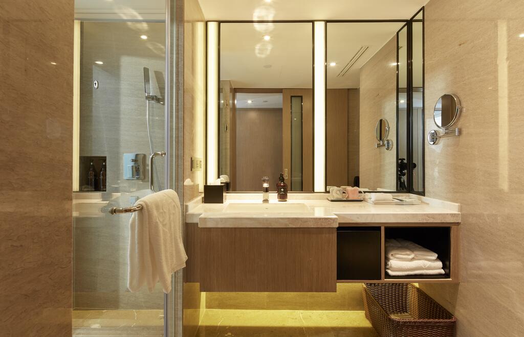 Jingzhuan Yihao Hotel