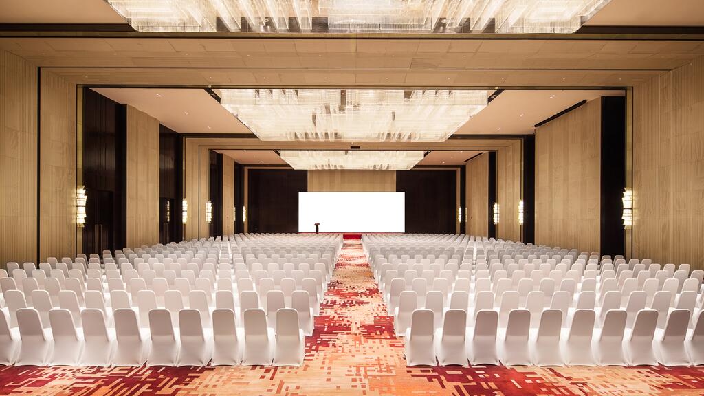 HUALUXE Xiamen Haicang - IHG