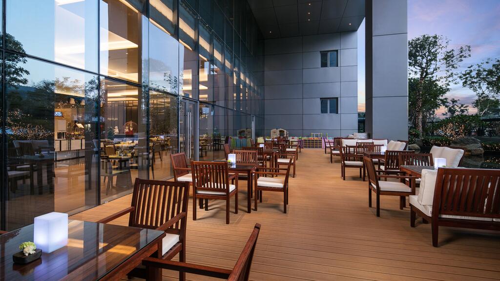 HUALUXE Xiamen Haicang - IHG
