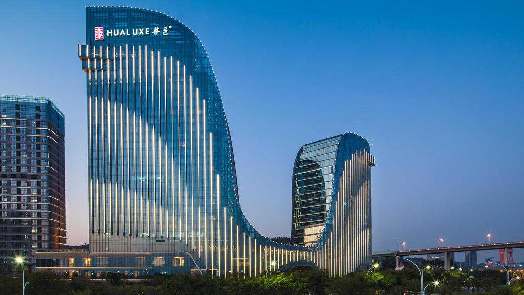 HUALUXE Xiamen Haicang - IHG