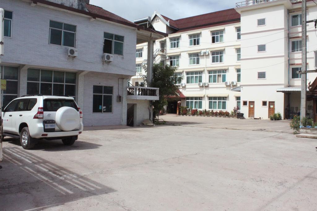 Dokchampa Hotel