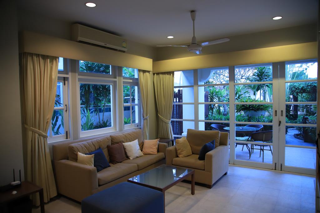 Baan Dhewaran Beachfront Villa