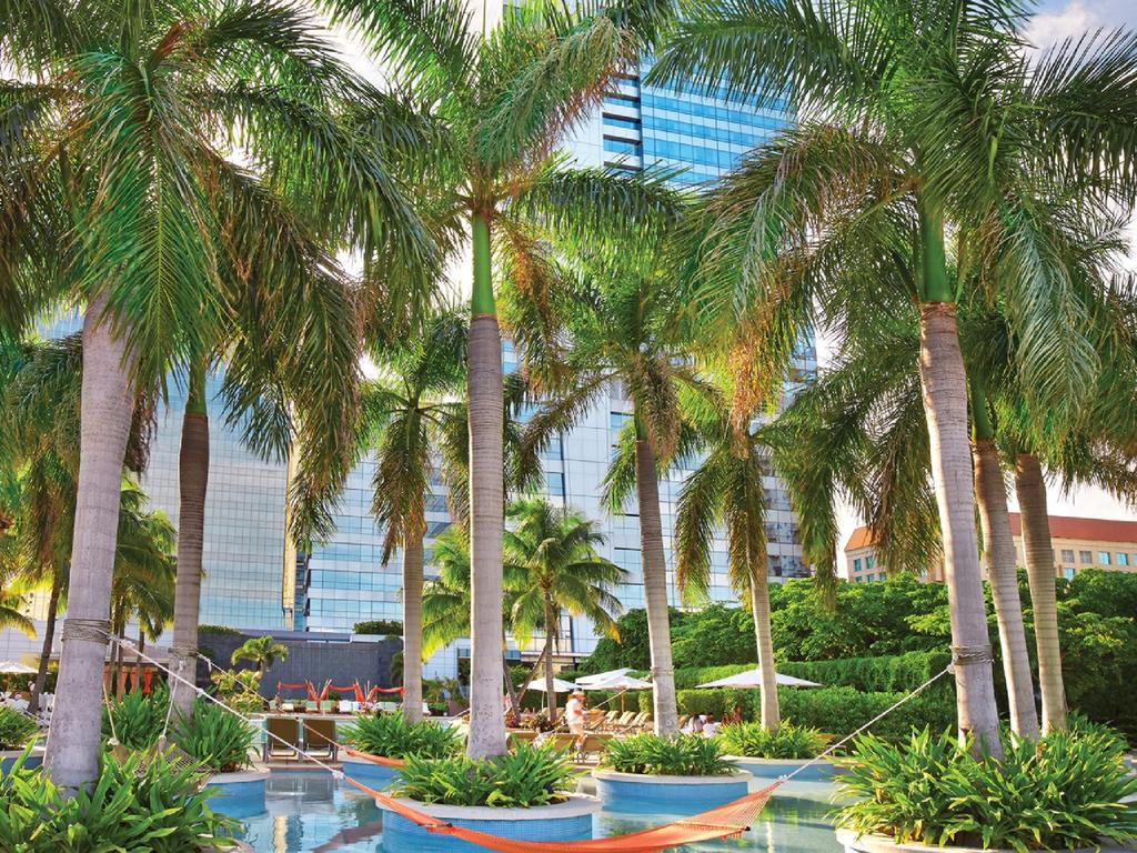 Four Seasons Hotel Miami