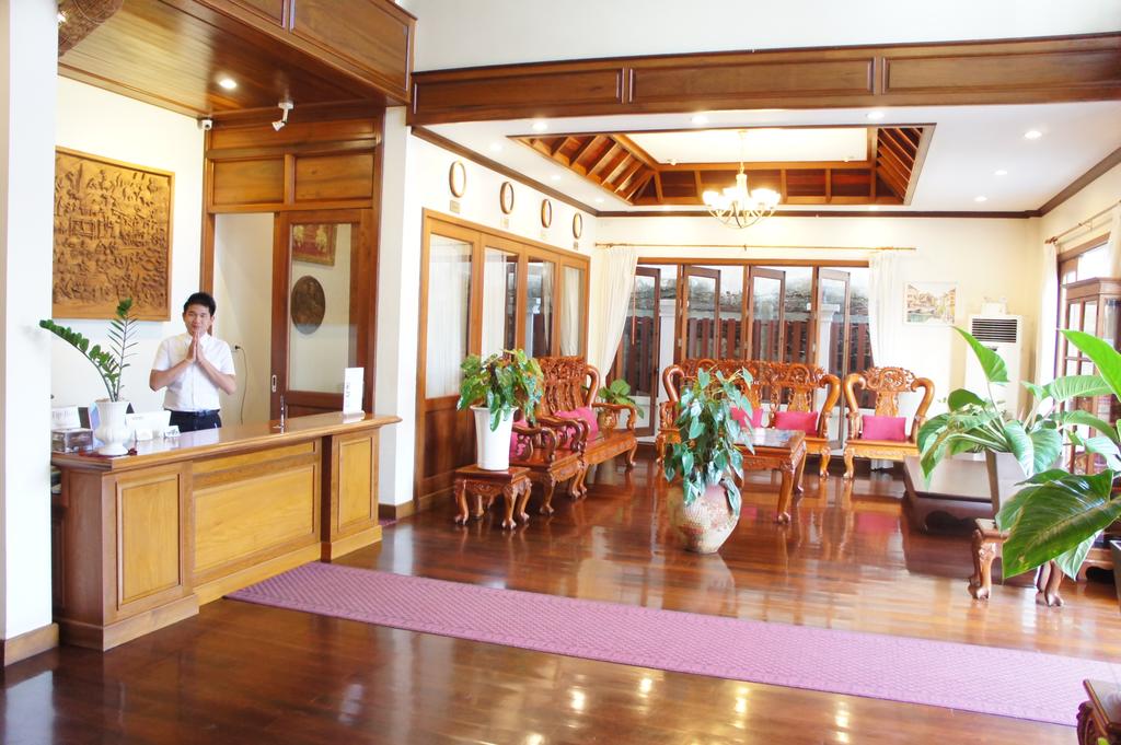 Athena Hotel