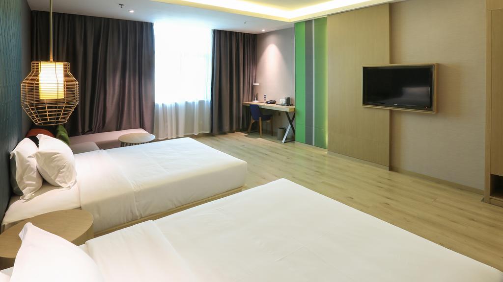 Ibis Styles XM Zhongshan Hotel