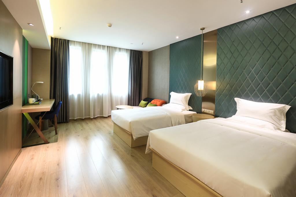 Ibis Styles XM Zhongshan Hotel