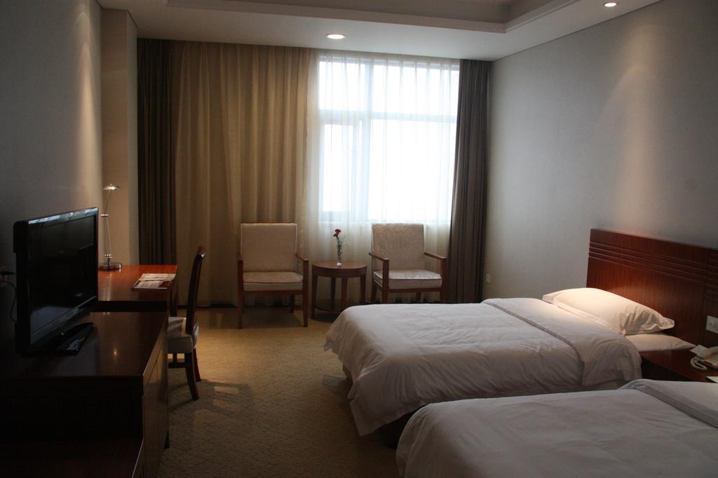 Nanjing Expo Center Hotel