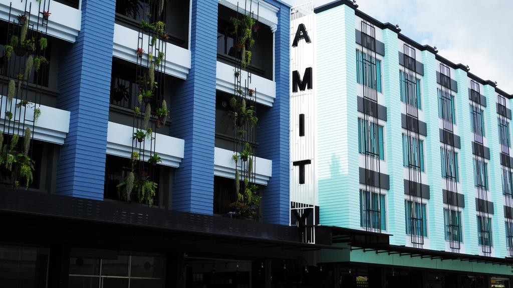 Amity Poshtel