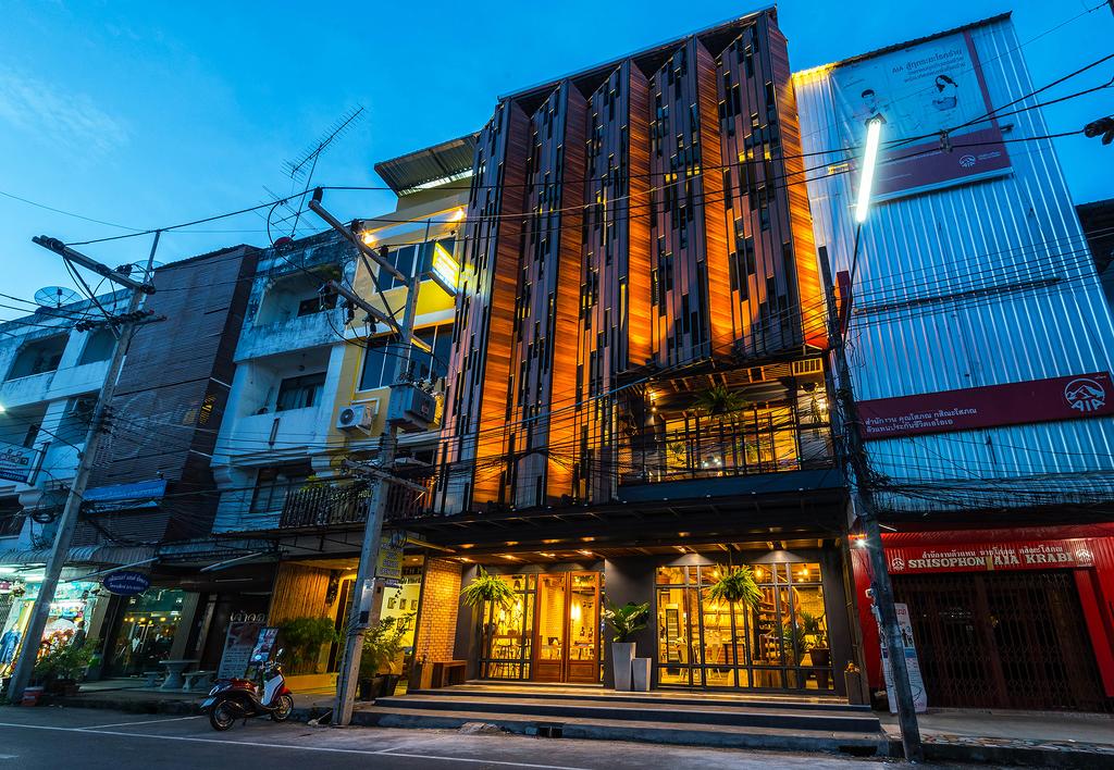 Family Tree Hotel