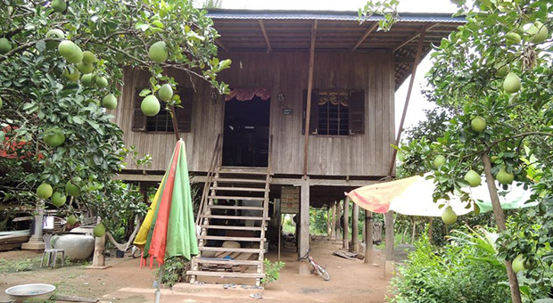 Bun Ban Homestay at Trong Island